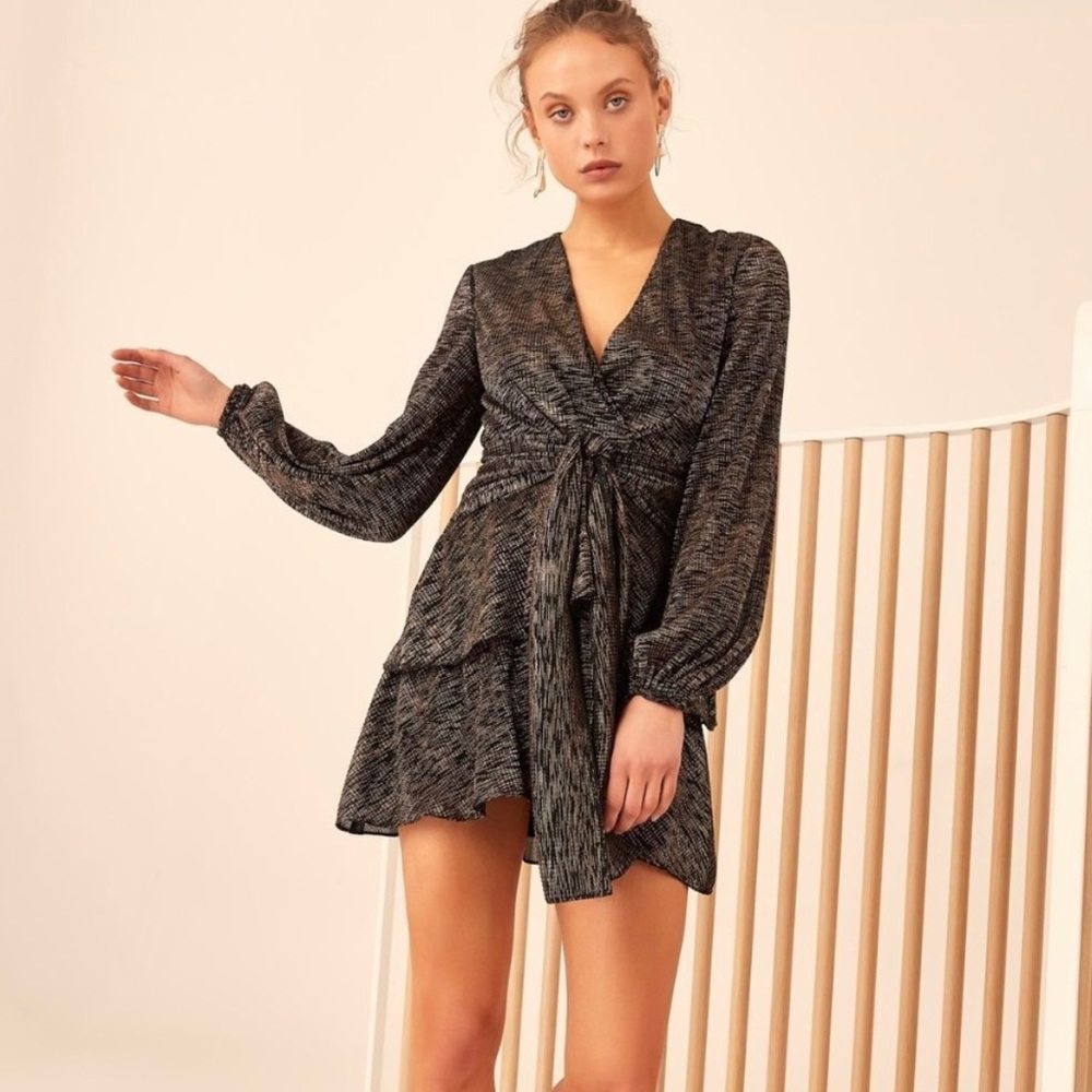 C/MEO COLLECTIVE GOLD/BLACK COCKTAIL DRESS